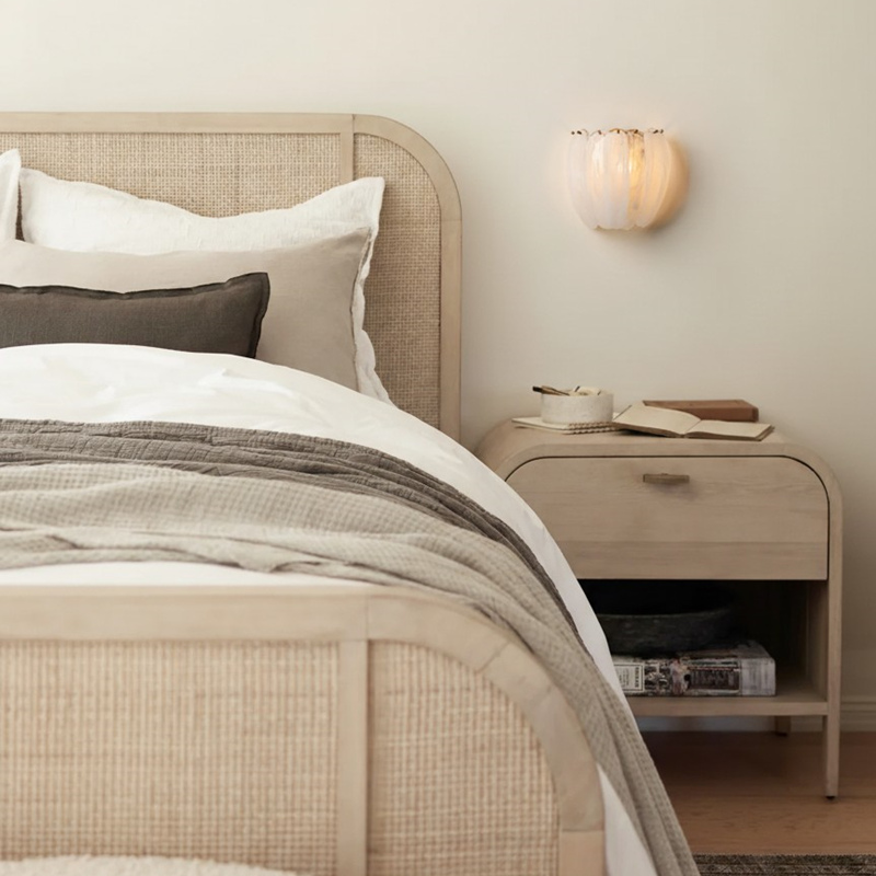 Velora Wandleuchte en una Schlafzimmer