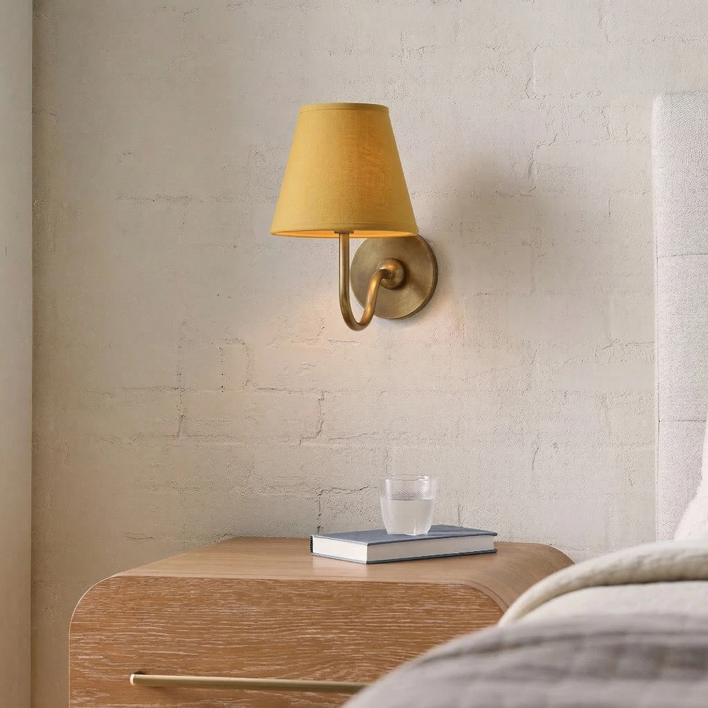 Luvora Wandleuchte im Schlafzimmer