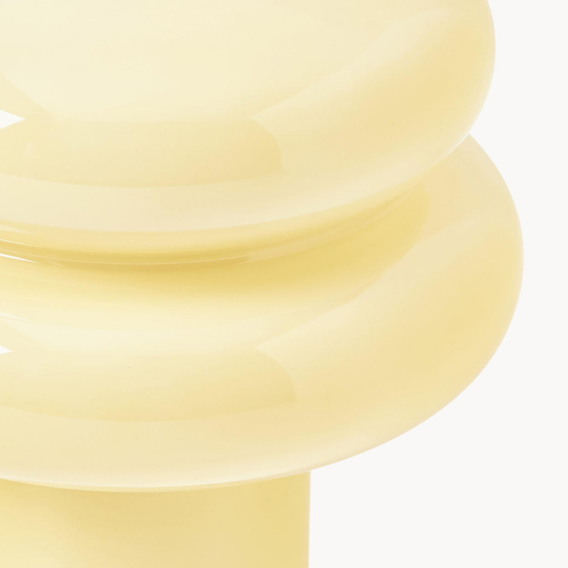 Nahaufnahme des gelben Opalglas-Finishs