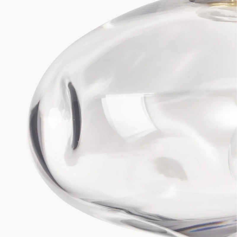 Nahaufnahme des reflektierenden Glasschirms