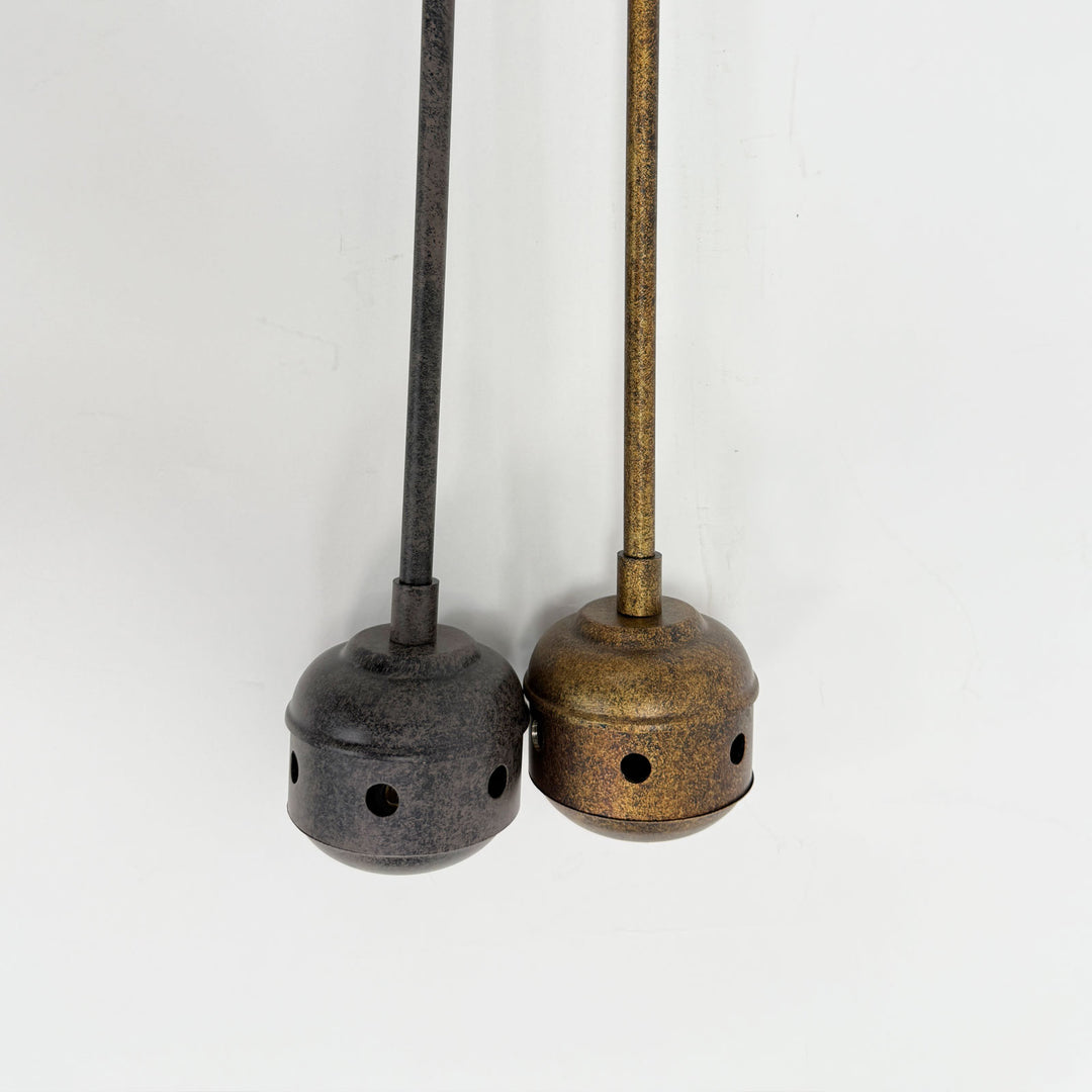 Matter Metalleffekt des Piaf Grande Kronleuchters