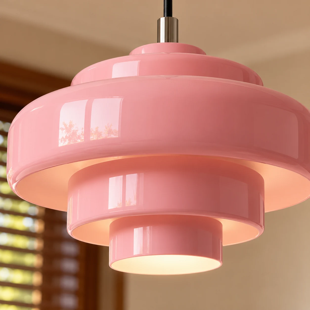 Close-up detail of the Koloro Millie colored glass pendant finish